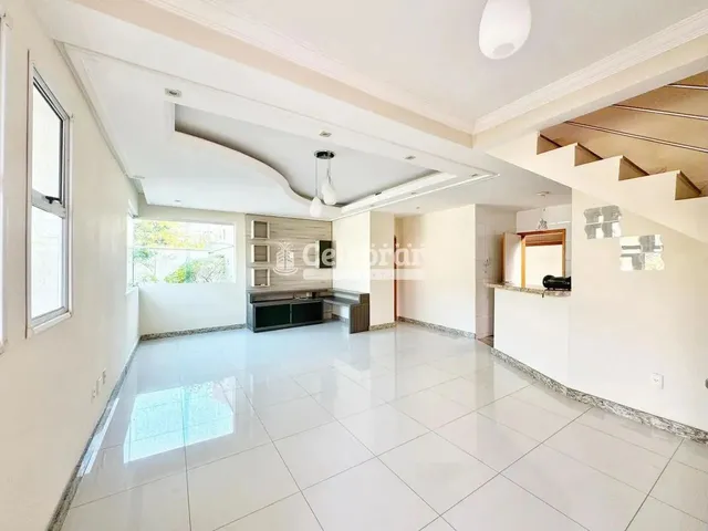Imagem 9: Casa em Condomínio para Venda em Contagem, Centro, 3 Dormitórios, 1 Suíte, 3 Banheiros