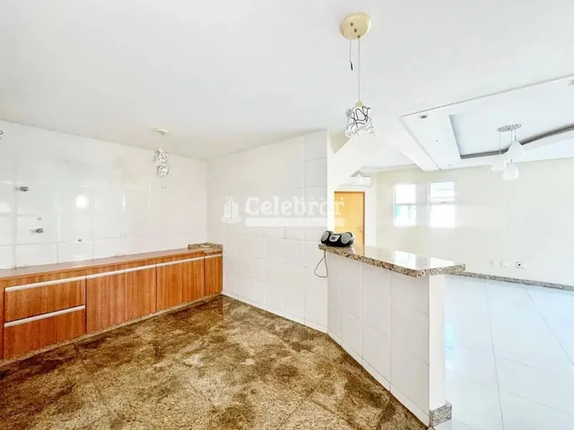Imagem 14: Casa em Condomínio para Venda em Contagem, Centro, 3 Dormitórios, 1 Suíte, 3 Banheiros