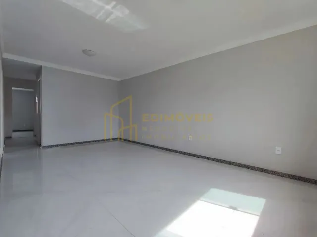 Imagem 14: Oportunidade Única: Casa Reformada em Morada de Laranjeiras com Quintal e Escritório!