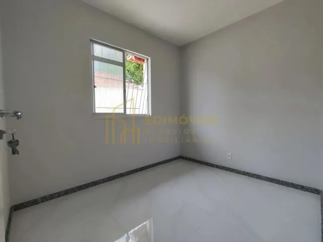 Imagem 9: Oportunidade Única: Casa Reformada em Morada de Laranjeiras com Quintal e Escritório!