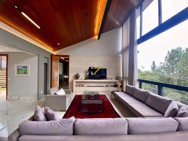 Imagem: Linda Casa com 5 Suítes em Condomínio