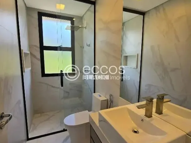 Imagem 12: Casa em Condomínio À Venda, 4 Quartos, 4 Suítes, 4 Vagas, Alphaville Lagoa Dos