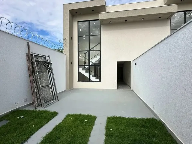 Imagem: Casa Duplex com 03 Quartos Sendo 01 Suíte