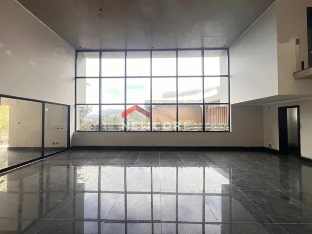 Imagem: Casa de Condomínio em Rua Perseus - Quintas