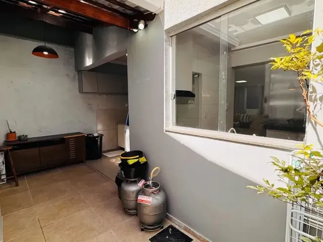 Imagem 2: Casa Totalmente Planejada, Europa, Excelente Acabamento