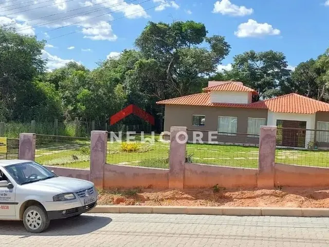 Imagem: Casa de Condomínio em Rua dos Coqueiros