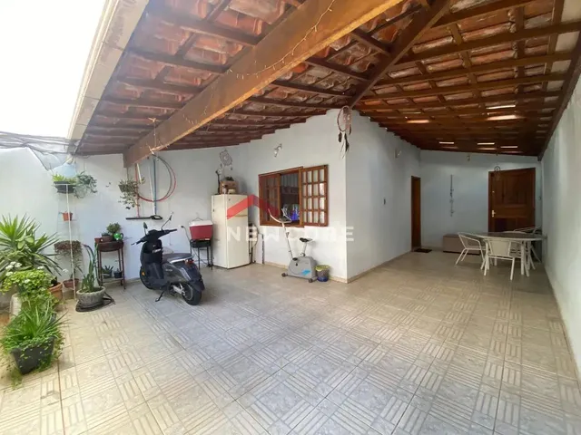 Imagem: Casa em Rua dos Álamos - Lúcio de Abreu