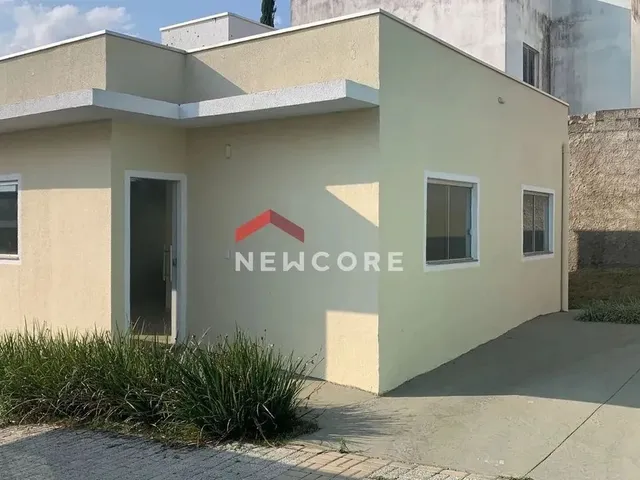 Imagem: Casa de Condomínio em Rua Raimundo Félix