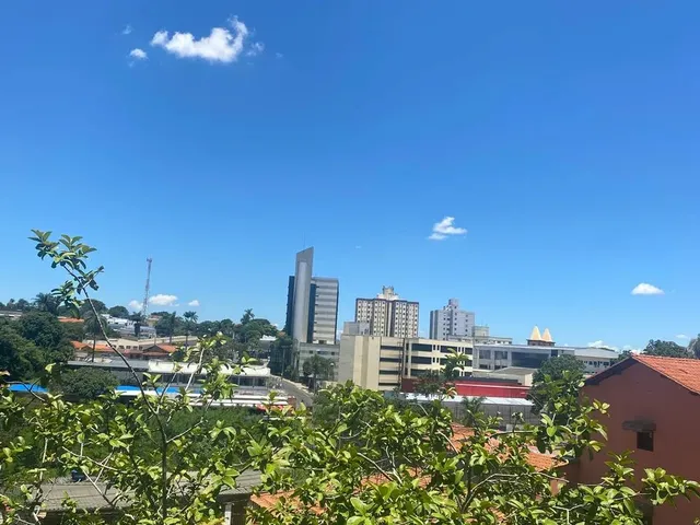 Imagem: Vendo Casa Centro de Contagem Oportunidade
