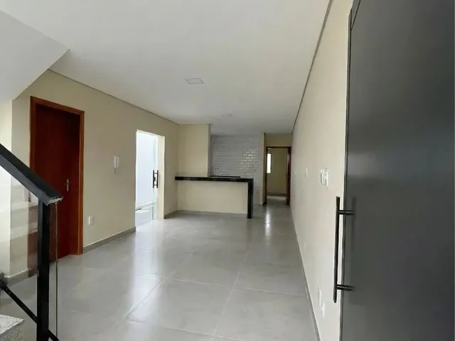 Imagem 8: Casa Moderna com 3 Quartos e Quintal