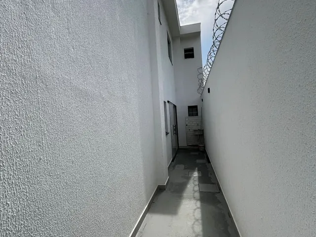 Imagem 13: Casa Moderna com 3 Quartos e Quintal