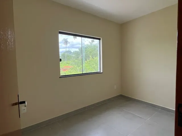 Imagem 6: Casa Moderna com 3 Quartos e Quintal