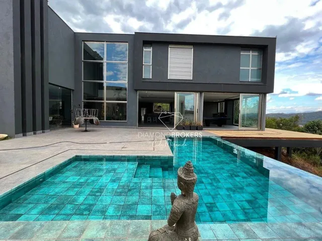 Imagem: Casa com 4 Dormitórios À Venda, 500 M²
