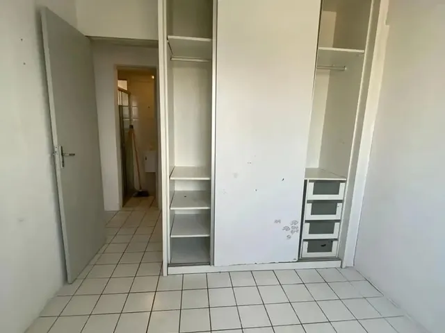 Imagem 3: Imóvel para Aluguel Possui 80 Metros Quadrados com 2 Quartos em Boa Viagem - Recife - Pe