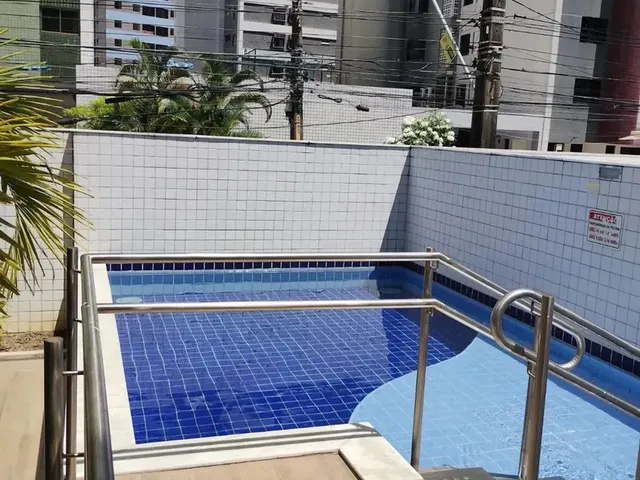 Imagem 2: Imóvel para Aluguel com 65 Metros Quadrados com 2 Quartos em Boa Viagem - Recife - Pe