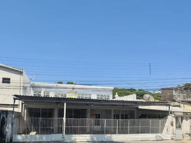 Imagem: Alugo Ótima Casa com 8 Quartos no Bairro