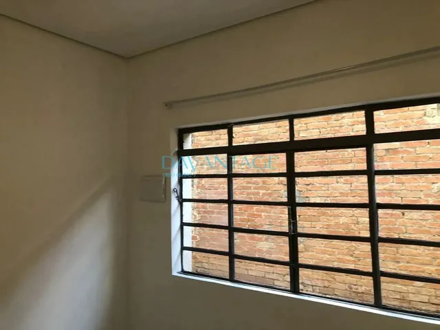 Imagem 9: Apartamento Térreo, com Área, 2 Dormitórios, Casa de Vila Bem Localizado na Vila