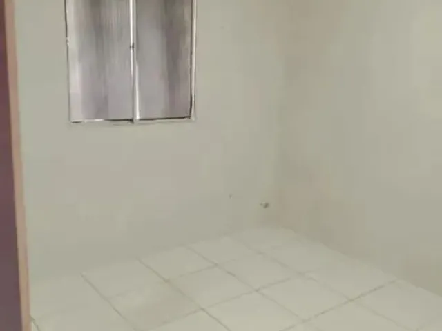 Imagem 3: Aluga-Se Casa. Varanda, 2 Banheirose2 Dormitórios