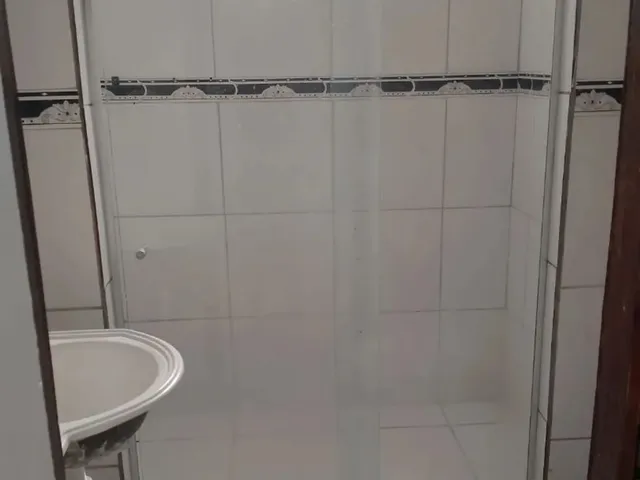 Imagem 15: Aluga-Se Casa. Varanda, 2 Banheirose2 Dormitórios