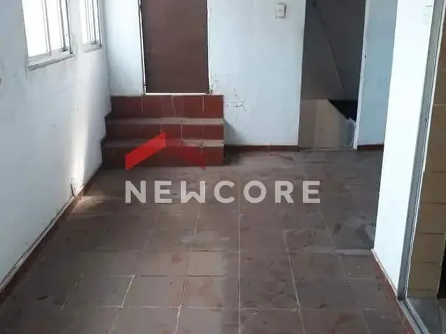 Imagem: A casa possui 1 Dormitório, 1 Banheiro, 30m² de Área e