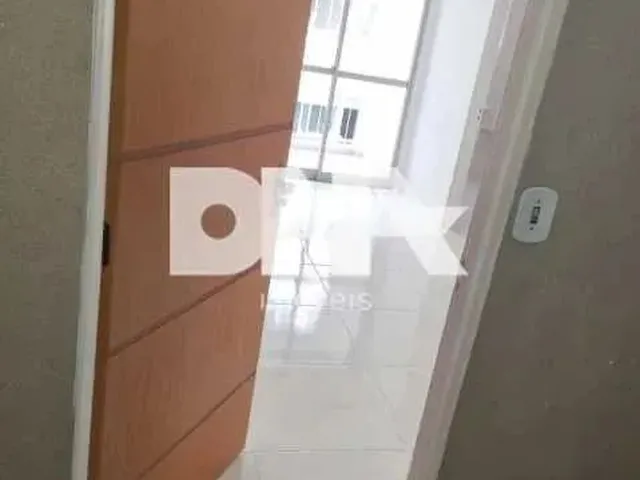 Imagem: Apartamento Recém Reformado com Vaga e