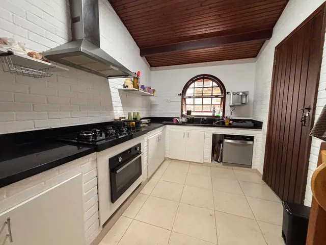 Imagem: Excelente Casa À Venda - Clássica com