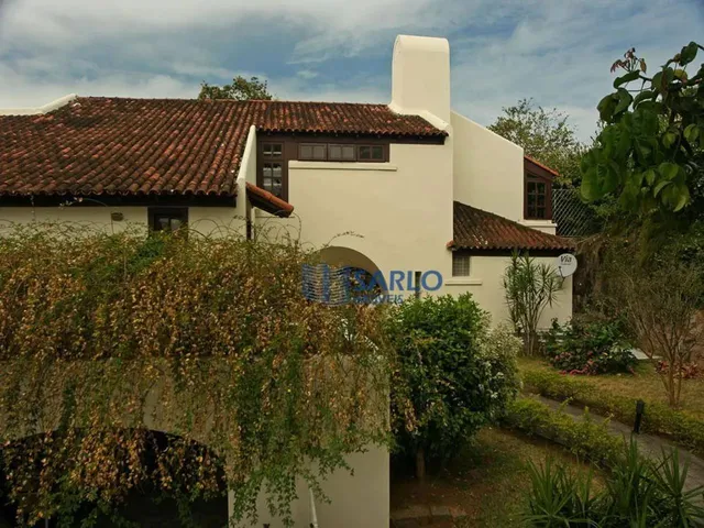 Imagem: Casa com 6 Dormitórios À Venda, 500 M²