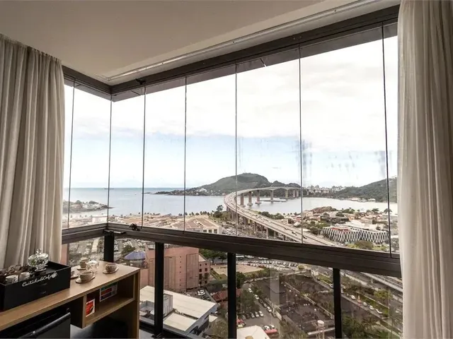 Imagem 3: Apartamento com 3 Quartos À Venda em Enseada do Suá - Es