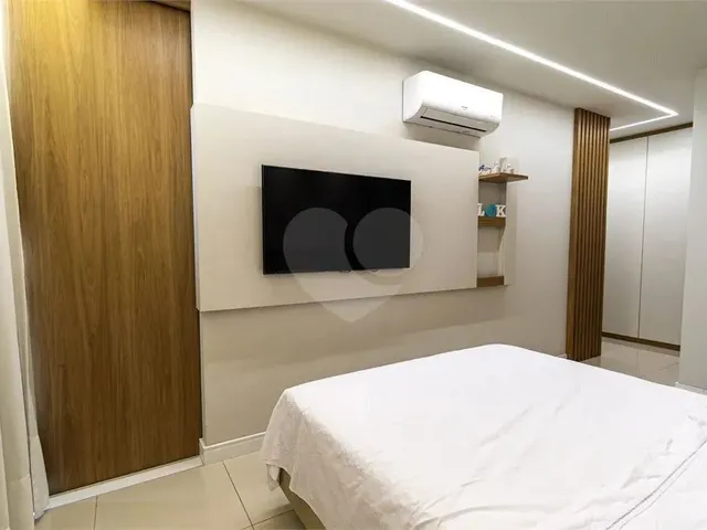 Imagem 12: Apartamento com 3 Quartos À Venda em Enseada do Suá - Es