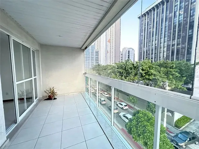 Imagem: Apartamento com 3 Quartos À Venda em Enseada