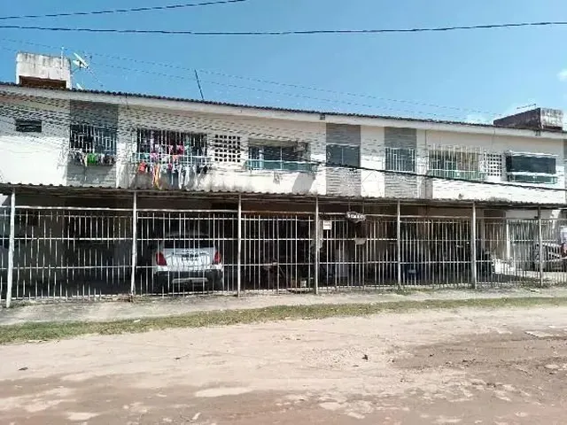 Imagem: A casa possui 2 Dormitórios, 1 Banheiro, 1 Vaga na