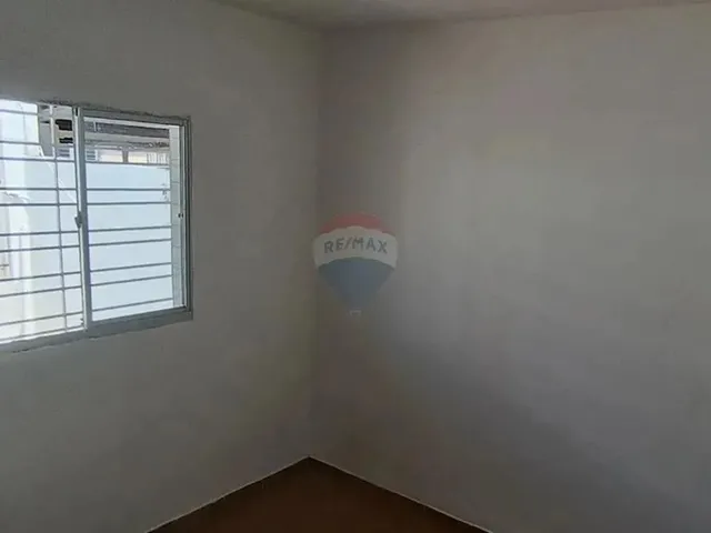 Imagem 10: Casa 2 Quartos a Venda