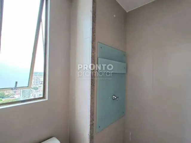 Imagem: Apartamento com 3 Quartos em Candeias