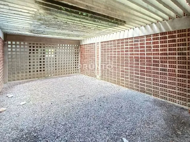 Imagem: Casa de Condomínio com 4 Quartos em Aldeia
