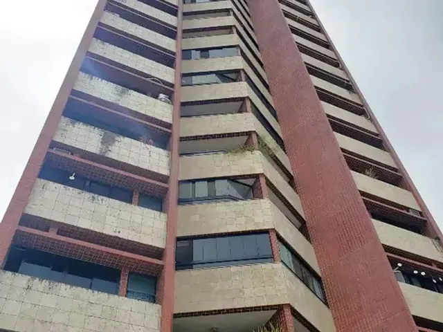 Imagem: Apartamento À Venda, 4 Quartos, 2 Suítes