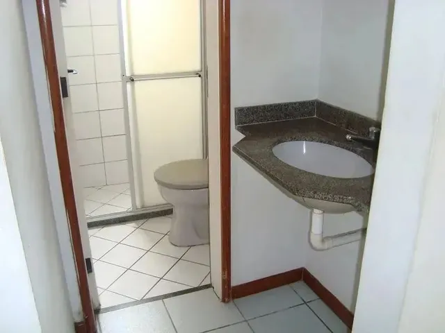 Imagem 2: Apartamento de 2 Quartos, Frente, Varanda, Elevador com 2 Quartos em Jardim da Penha - Vit