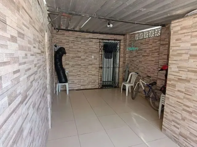Imagem: Casa À Venda em Rua Pública, Pau Amarelo