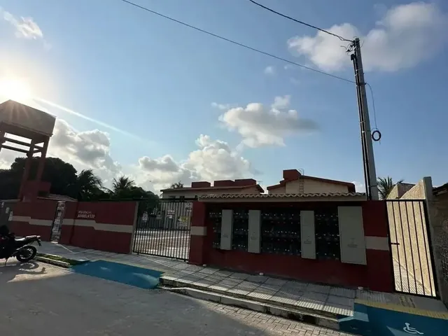 Imagem: O apartamento possui 2 Dormitórios, 1 Banheiro, 1 Vaga na