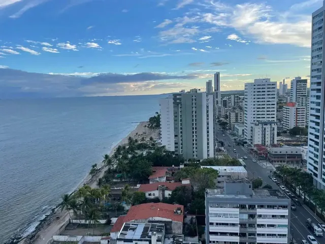 Imagem: Apartamento com 4 Quartos Beira Mar, 3