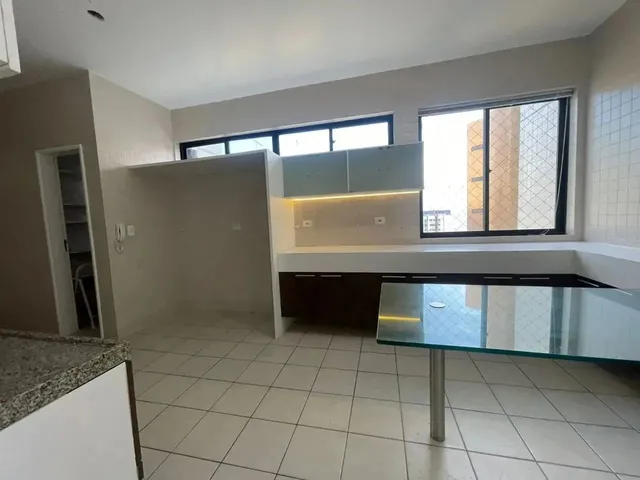 Imagem 14: Apartamento com 4 Quartos Beira Mar , 3 Suites , Andar Alto , Lazer