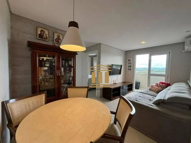 Imagem: O apartamento possui 2 Dormitórios, 1 Banheiro, 2 Vagas na