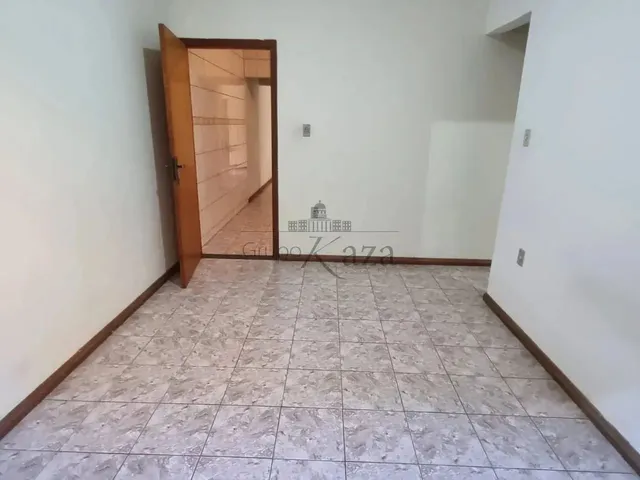 Imagem 13: Oportunidade - Casa Térrea - Jardim Terras do Sul - 2 Dormitórios - 70M²