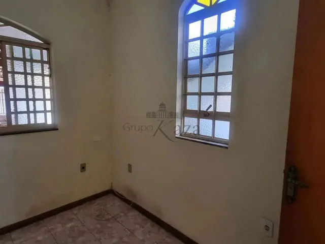 Imagem 15: Oportunidade - Casa Térrea - Jardim Terras do Sul - 2 Dormitórios - 70M²