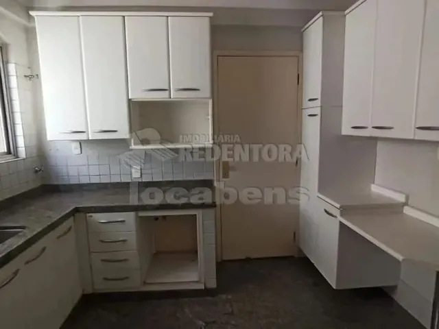 Imagem 1: Ótimo Apartamento Residencial para Locação - 4 Dormitórios / Centro