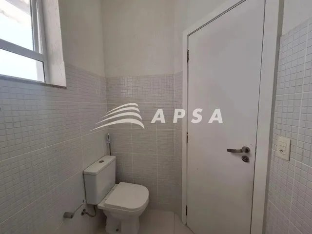 Imagem 8: Excelente Casa de Vila Totalmente Reformada, 03 Quartos Sendo Uma Suite, Cozinha Com