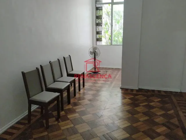 Imagem: Apartamento com 2 Quartos no Maracanã