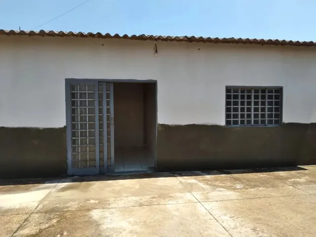 Imagem: Aluga-Se Casa com Quintal