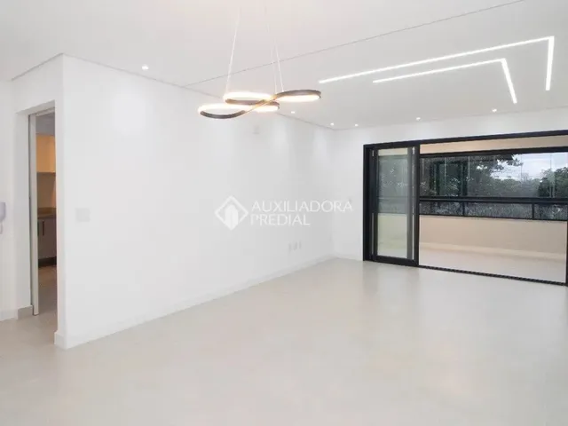 Imagem: O apartamento possui 3 Dormitórios, 3 Suítes, 4 Banheiros