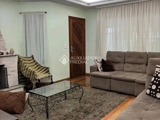 Imagem: Excelente Sobrado para Locação no Bairro