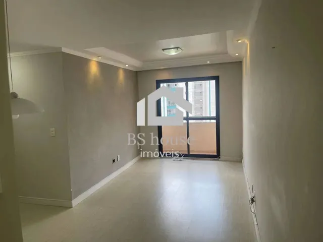 Imagem: O apartamento possui 3 Dormitórios, 1 Suíte, 2 Banheiros,